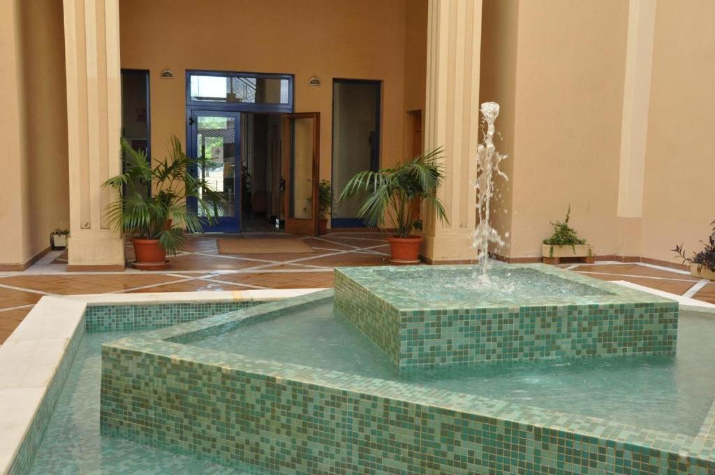 Apartamento De Lux Sevilla Este Extérieur photo